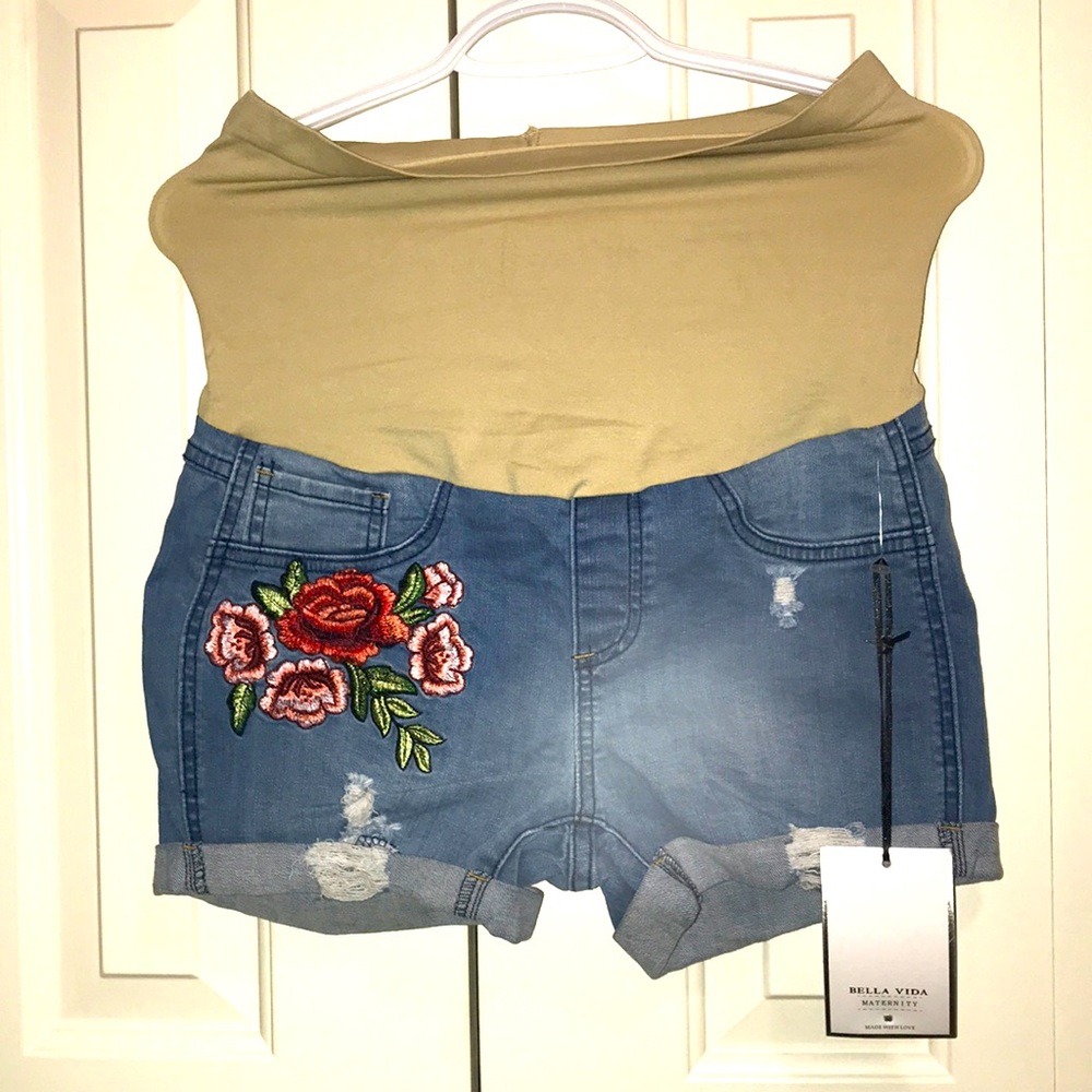 Brand new Maternity shorts